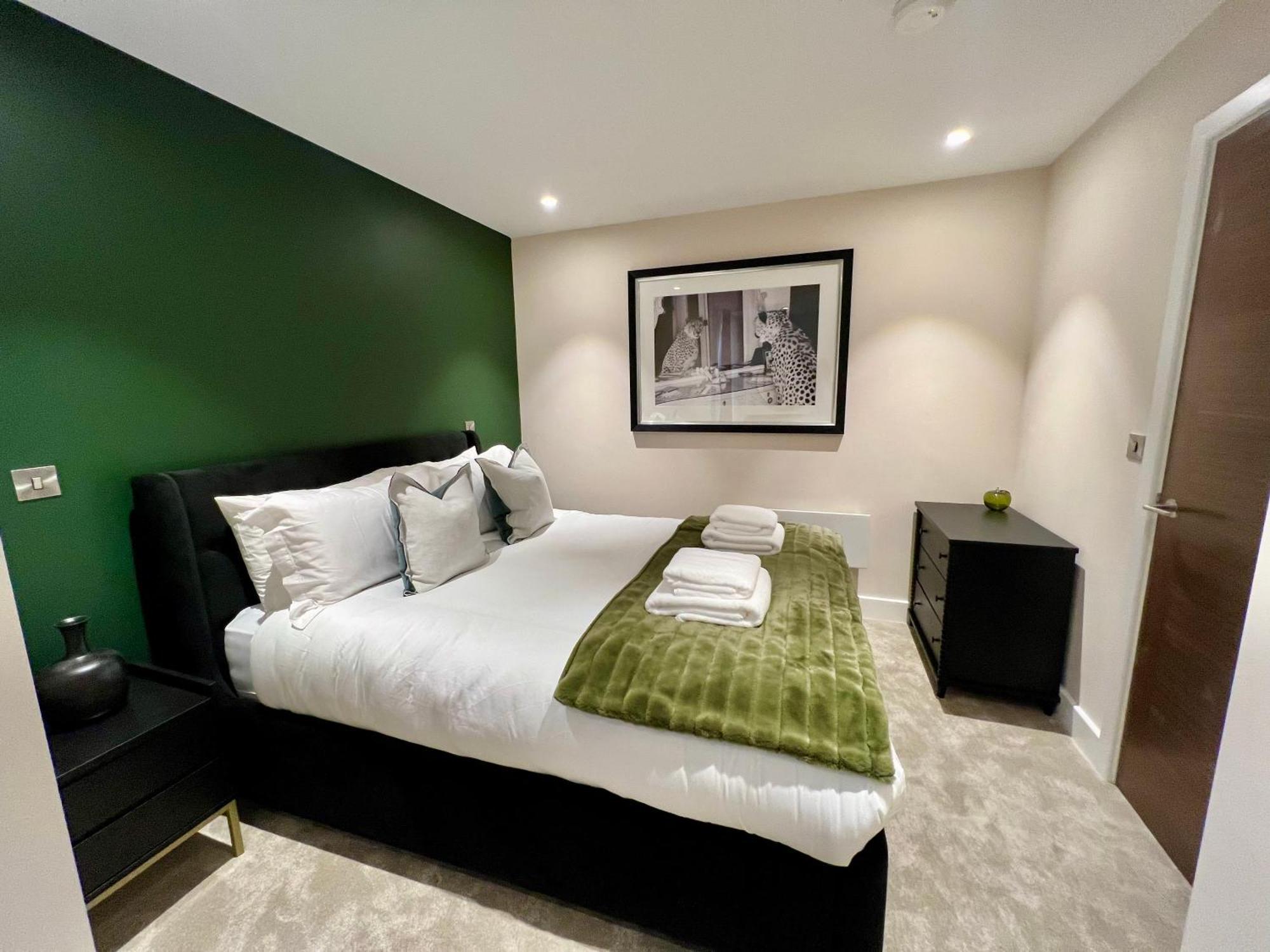 The Midnight Garden Escape At Ryedale House Appartement York Buitenkant foto